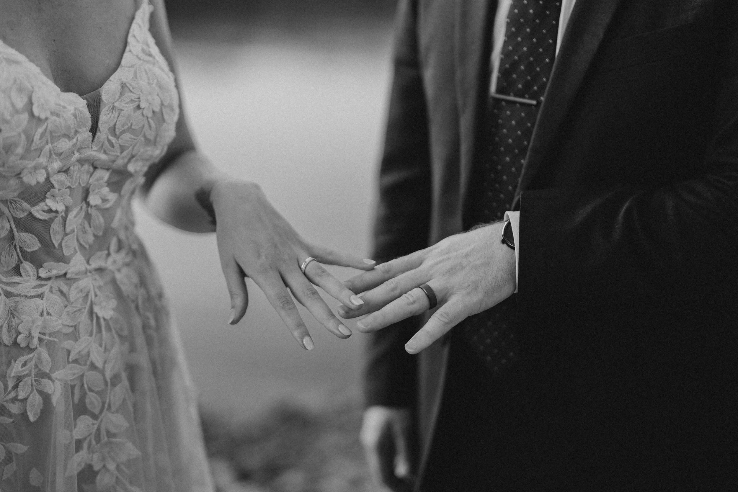 baker-lake-hiking-elopement_82.jpg