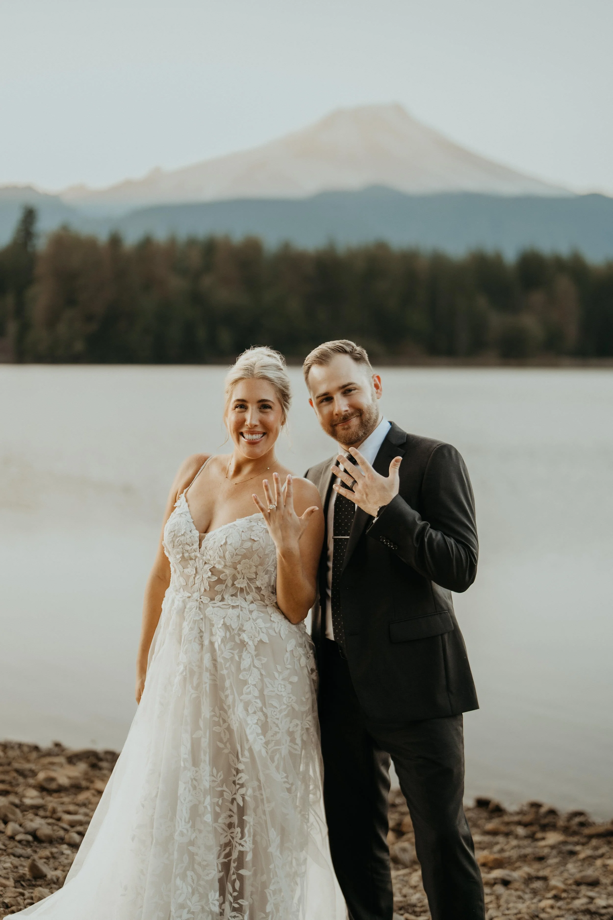 baker-lake-hiking-elopement_83.jpg