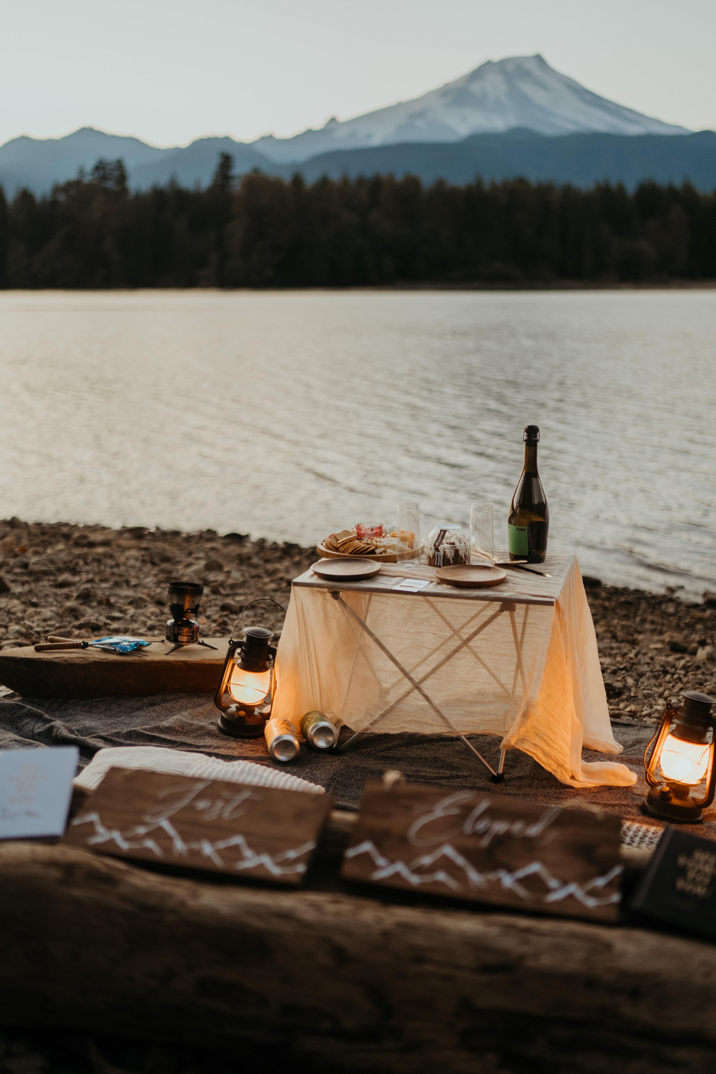 baker-lake-hiking-elopement_106.jpg