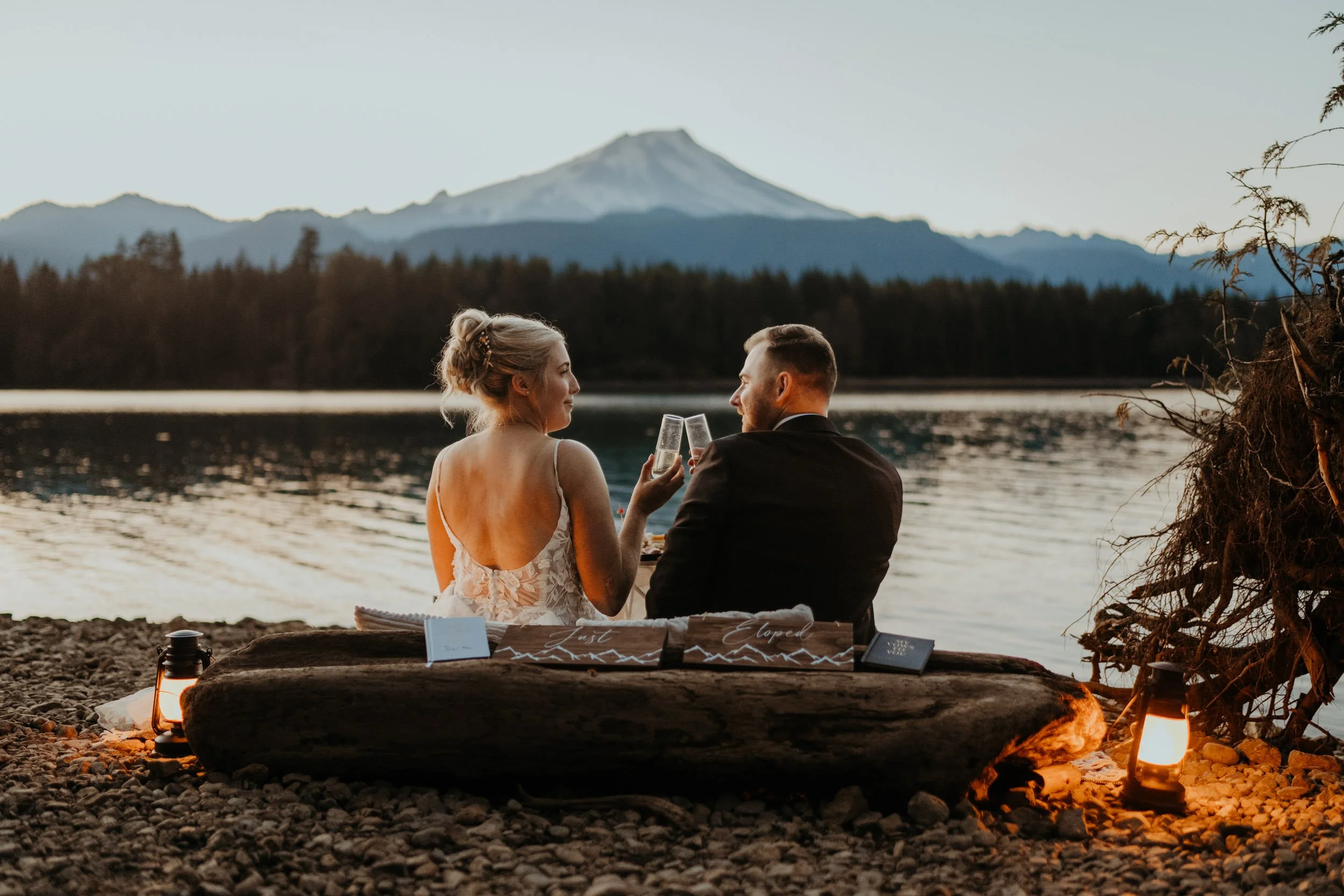 Sadi &amp; Ben's Full-Day Backcountry Hiking Elopement at Mount Baker
