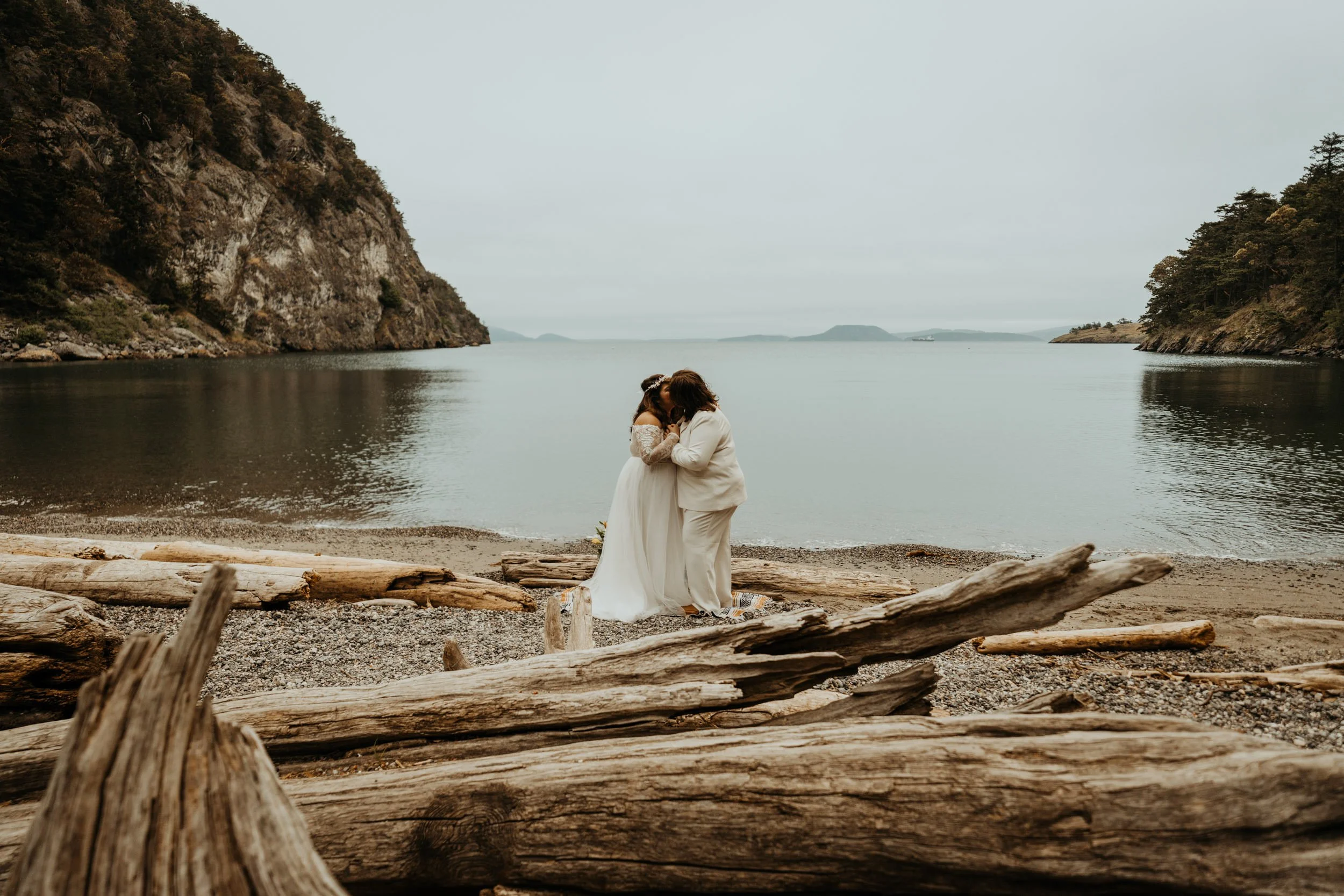 lopez-san-juan-island-elopement_24.jpg