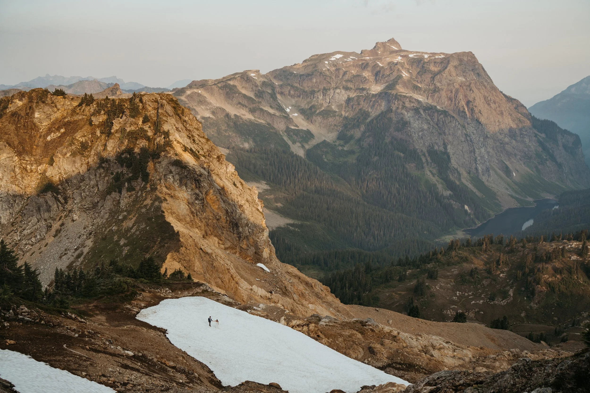 alaska-elopement-photographer (61).jpg