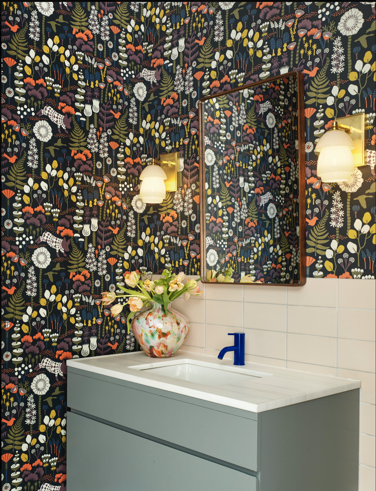 DOWNTOWN COLOR STYLE — HALLIDAY GREER