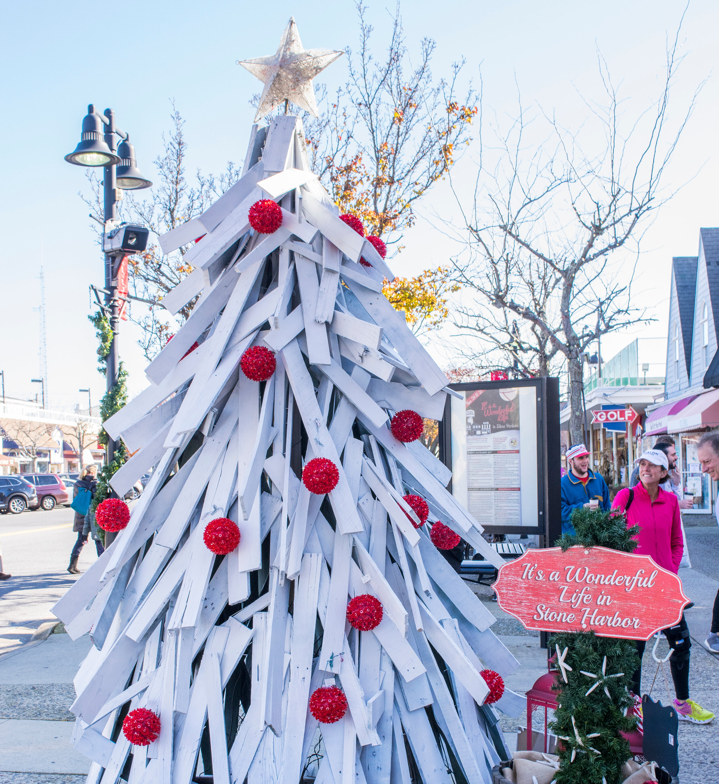 The 2017 holiday tree on 96th Street.