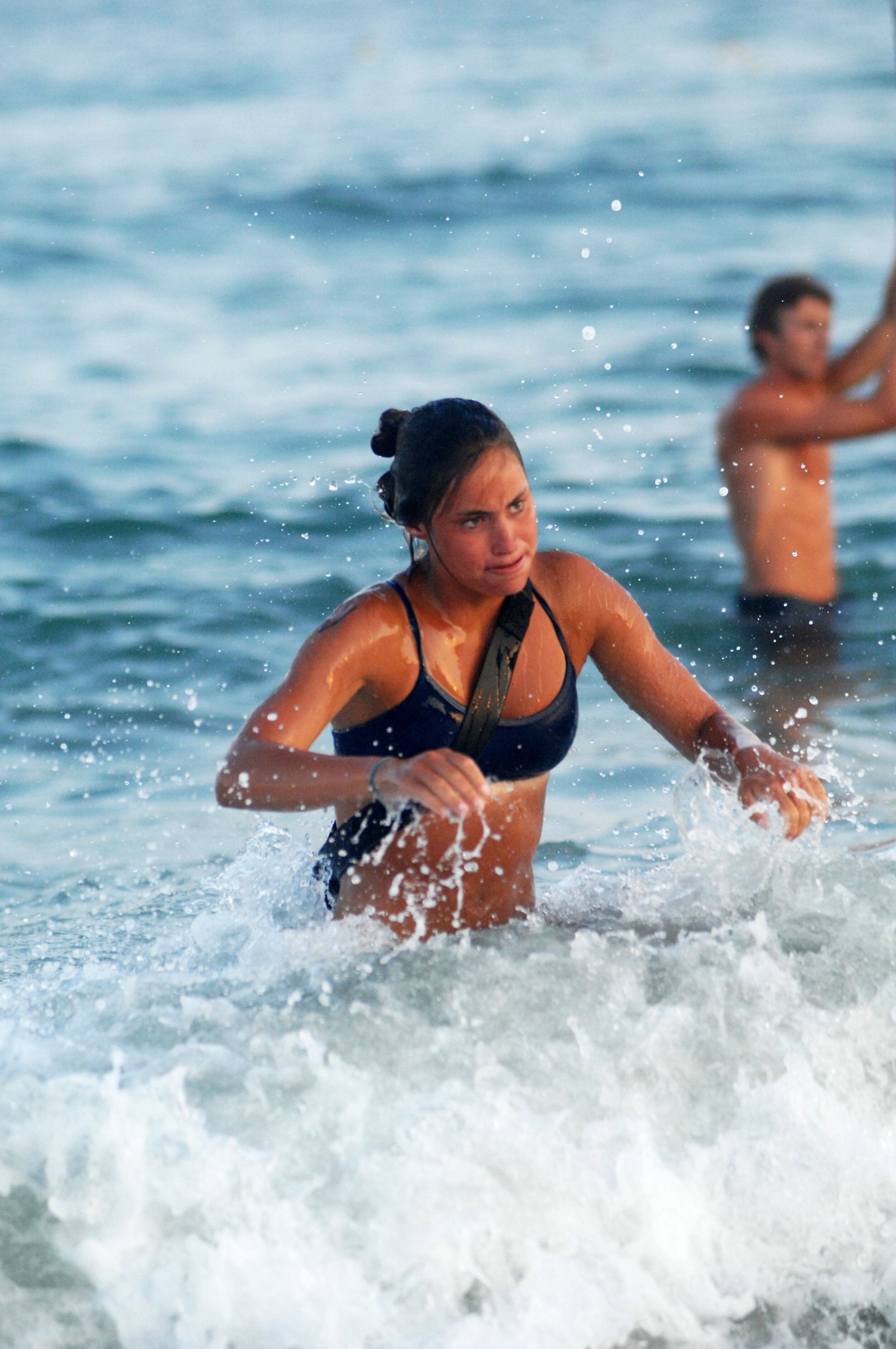 McKensie Meyer participating  in the surf dash competition at the Bill Howarth Women’s Invitational.