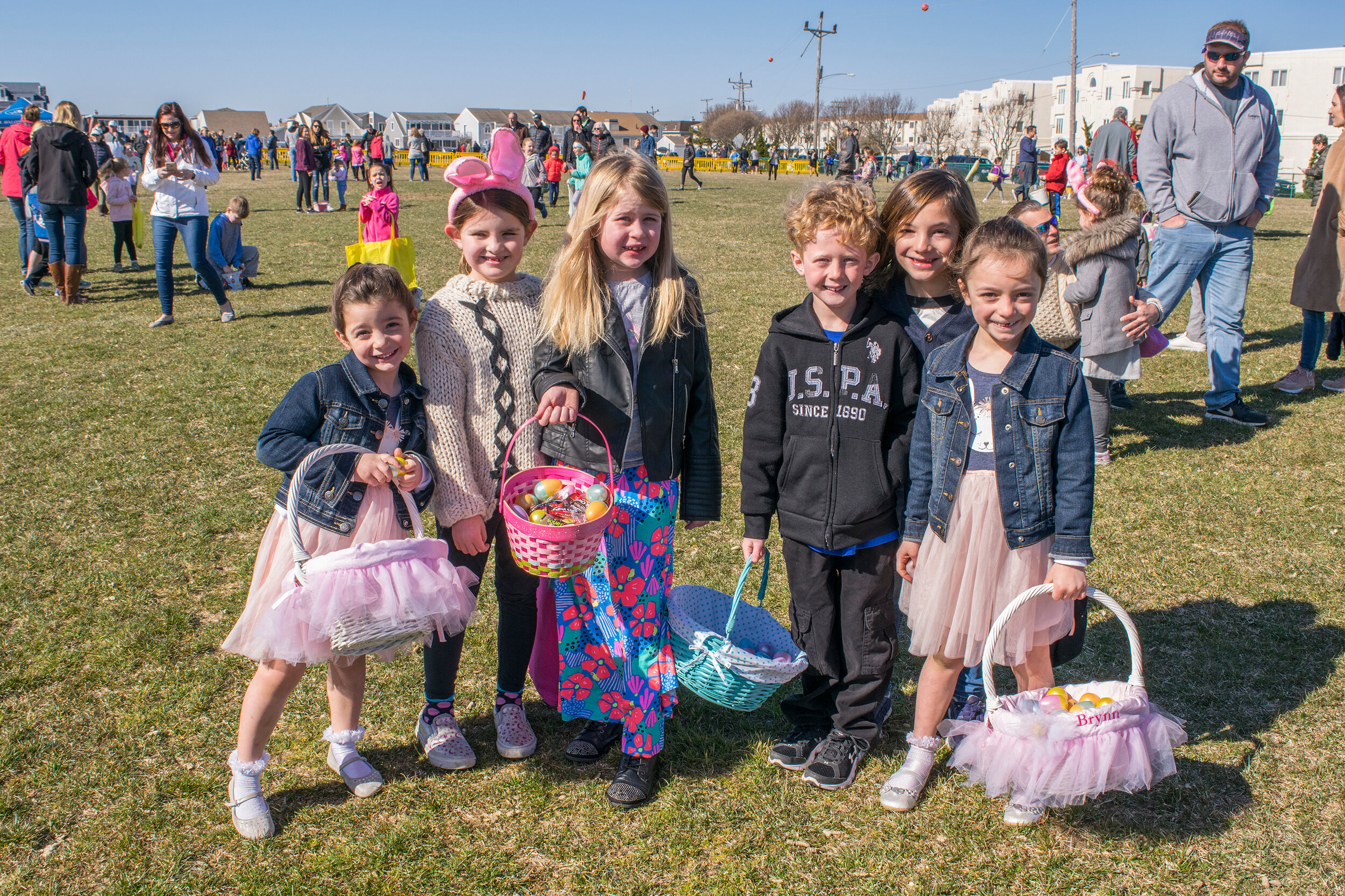Brynn and Keira Cunningham, Chloe Musser, Blake and Grayson Barnoski and  AJ Dehorsey at the Avalon Easter egg hunt.
