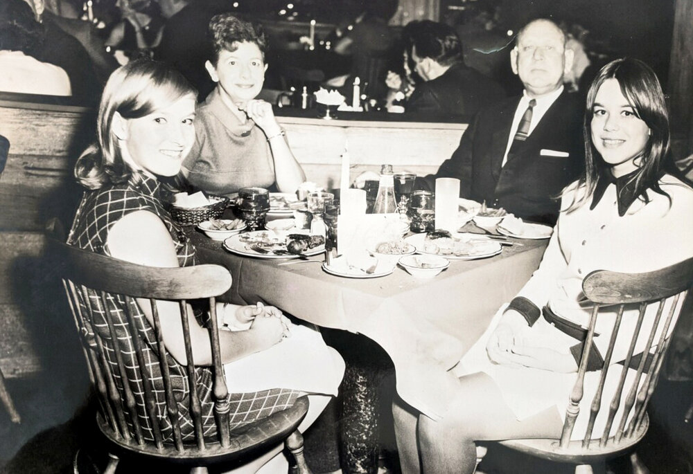 Barbara (left) out to dinner with Pam and her family.