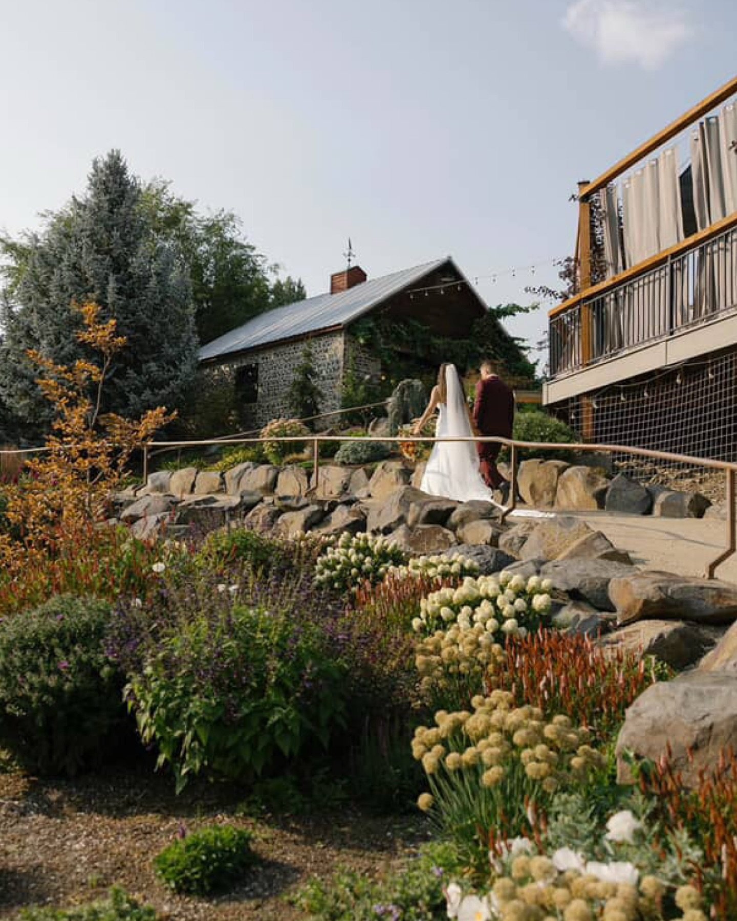 ✨Quite moments at the quail&hellip;✨

📸 @katskyephoto 

Spokane wedding venue - PNW modern barn wedding - outdoor wedding venue Washington - nursery wedding venue

#spokanebride #pnwweddingvenue #gardenweddingvenue #spokanefallwedding #spokaneeventv