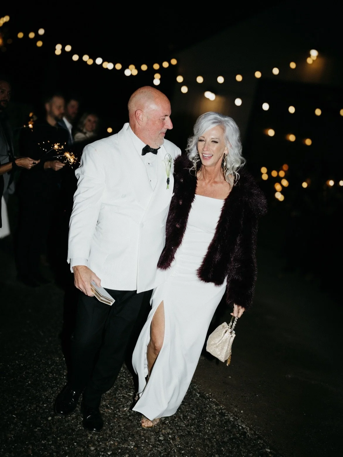 ✨Lighting up the room, cannot get over the pure elegance of this wedding&hellip;counting down the days till our 2026 season kicks off ✨

#luxurywedding #spokanewedding #spokaneeventvenue #pnwweddingphotographer #pnwwedding 

Planning a wedding in Spo