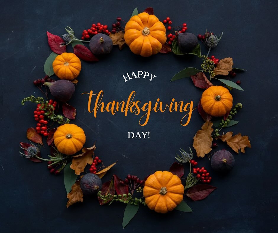 Forever Grateful for gorgeous hair days and each and everyone of my fabulous clients π
Thank you for letting us be part of your beauty journey and for choosing to be apart of our “hive”. Wishing you a fabulous and festive Thanksgiving!