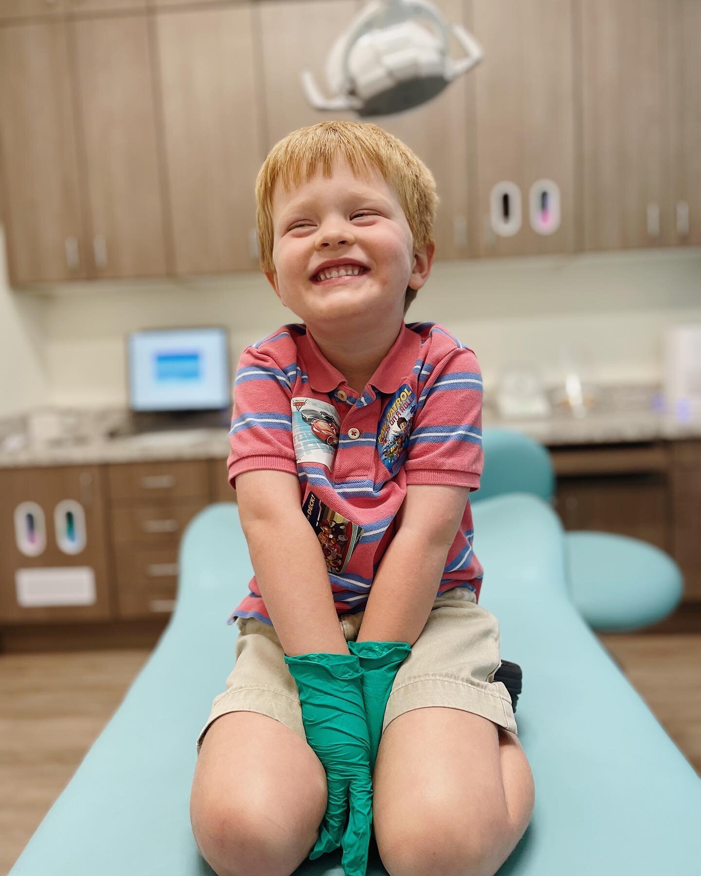 🍎✨Start back the school year with SHINNING SMILE! ✨🍎

With summer quickly coming to an end, don&rsquo;t forget to call ☎️ &amp; schedule your child&rsquo;s prevent care cleaning appointment!! 🦷🪥😁

Call (423)-842-0165 for our Hixson location or (