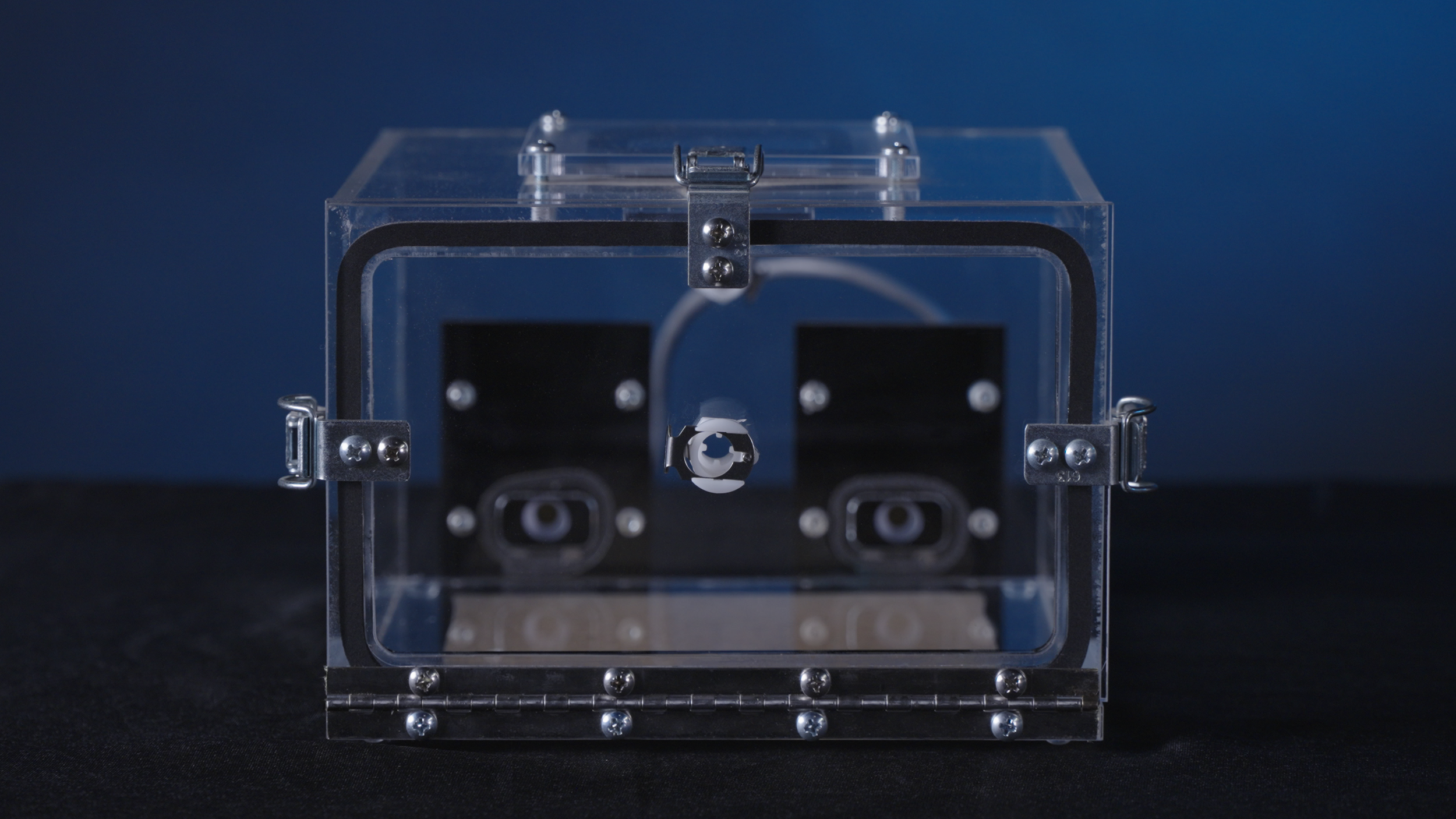 Single Chamber 2 (Front).png