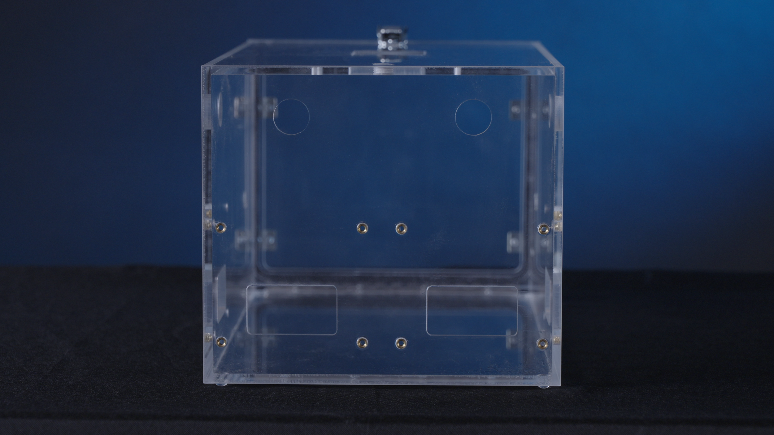 Single Chamber 3 (Back).png
