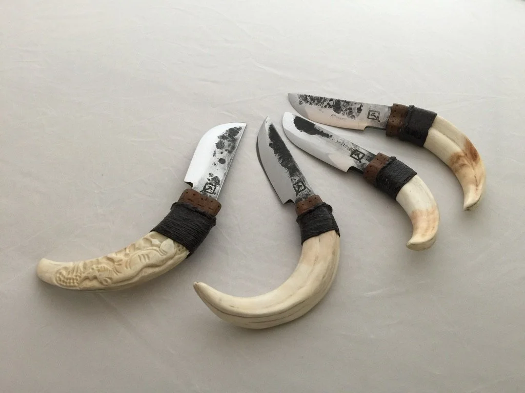 5160 Boars tusks knives for Wedding party