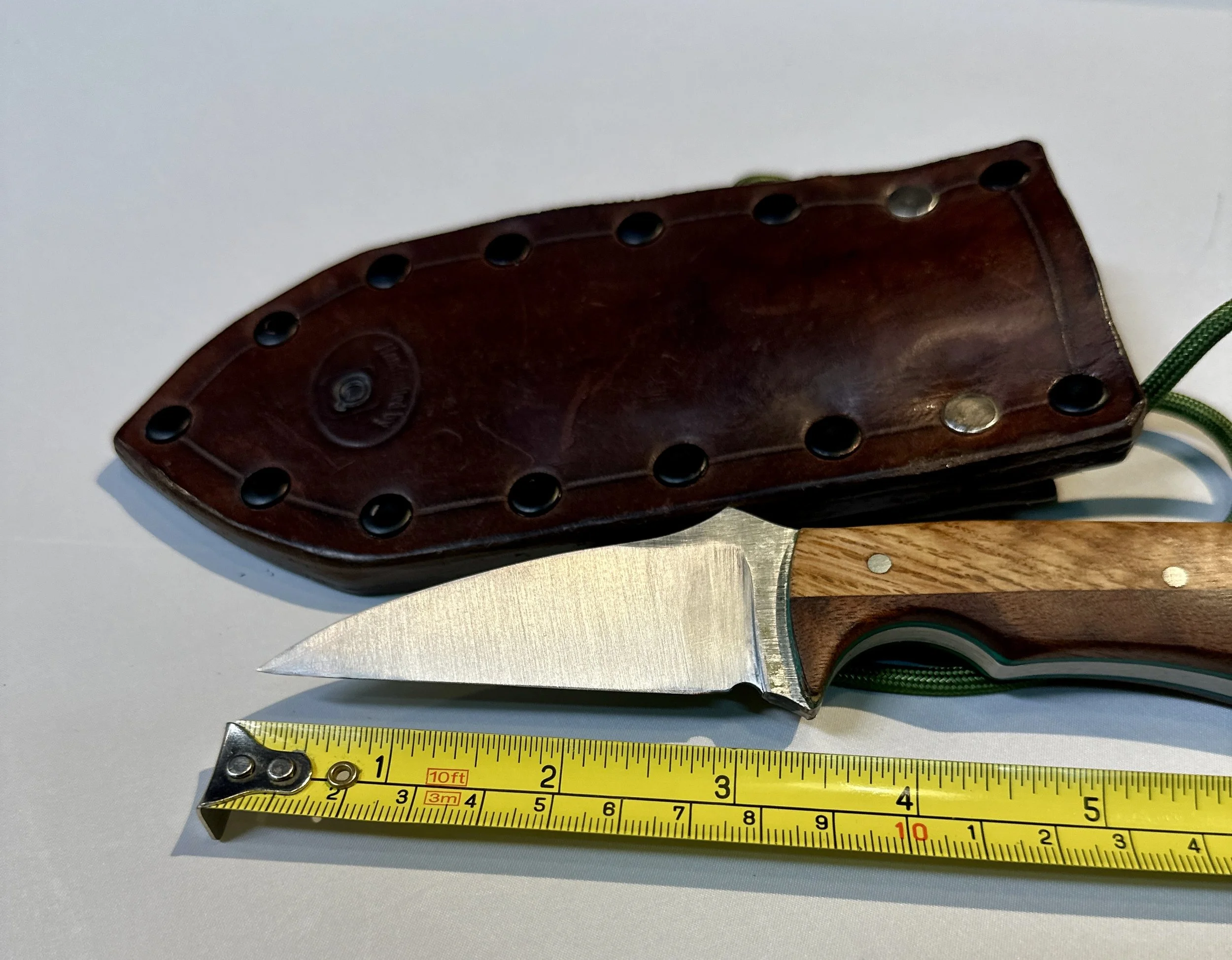 Nitro-V Wharncliffe with IPE/OAK Burl scales & Green liners