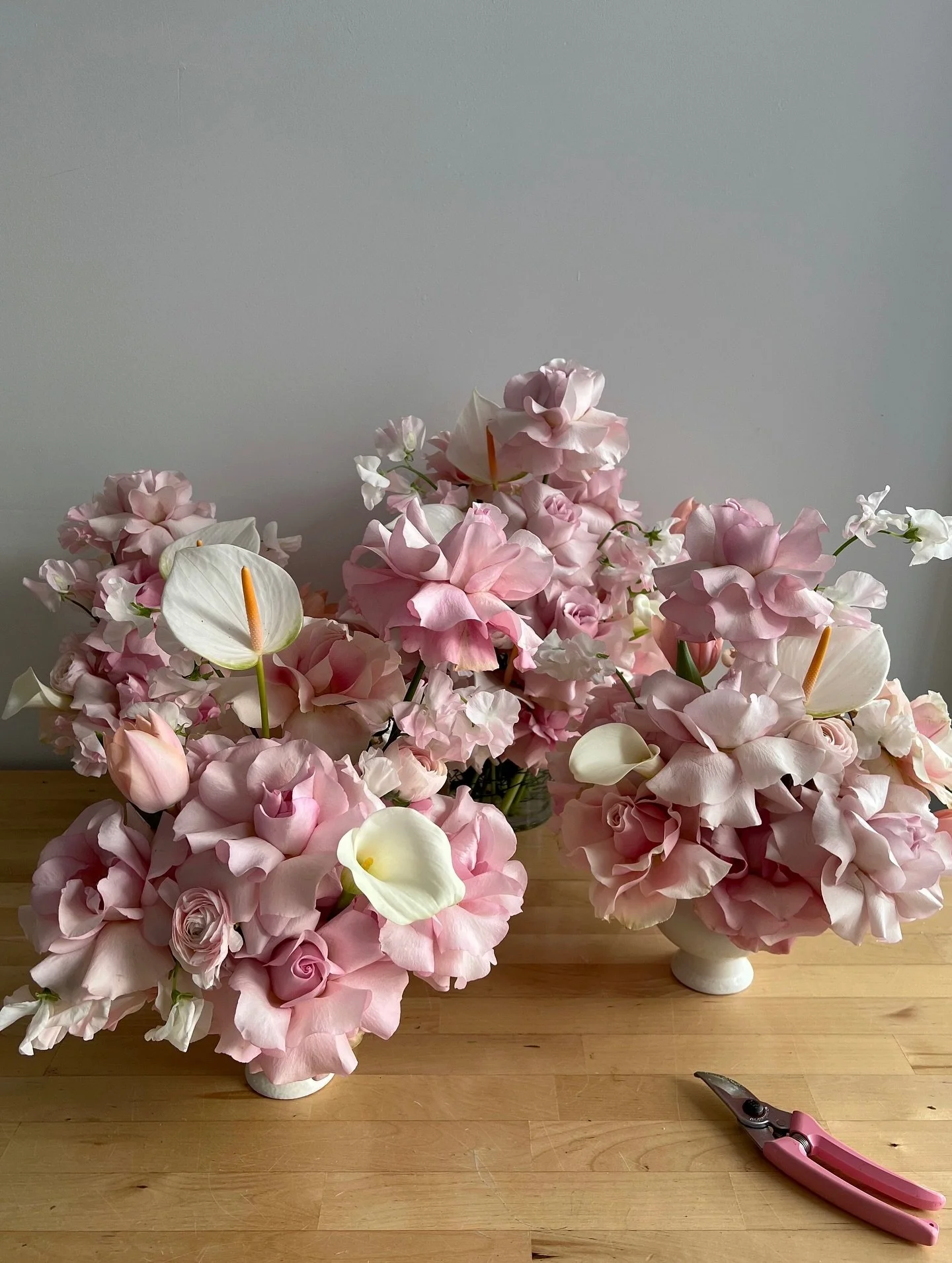 for @summerfridays 🍰🍓🍦
i haven't had the chance to reflex roses in a while, these were so comforting to make💝