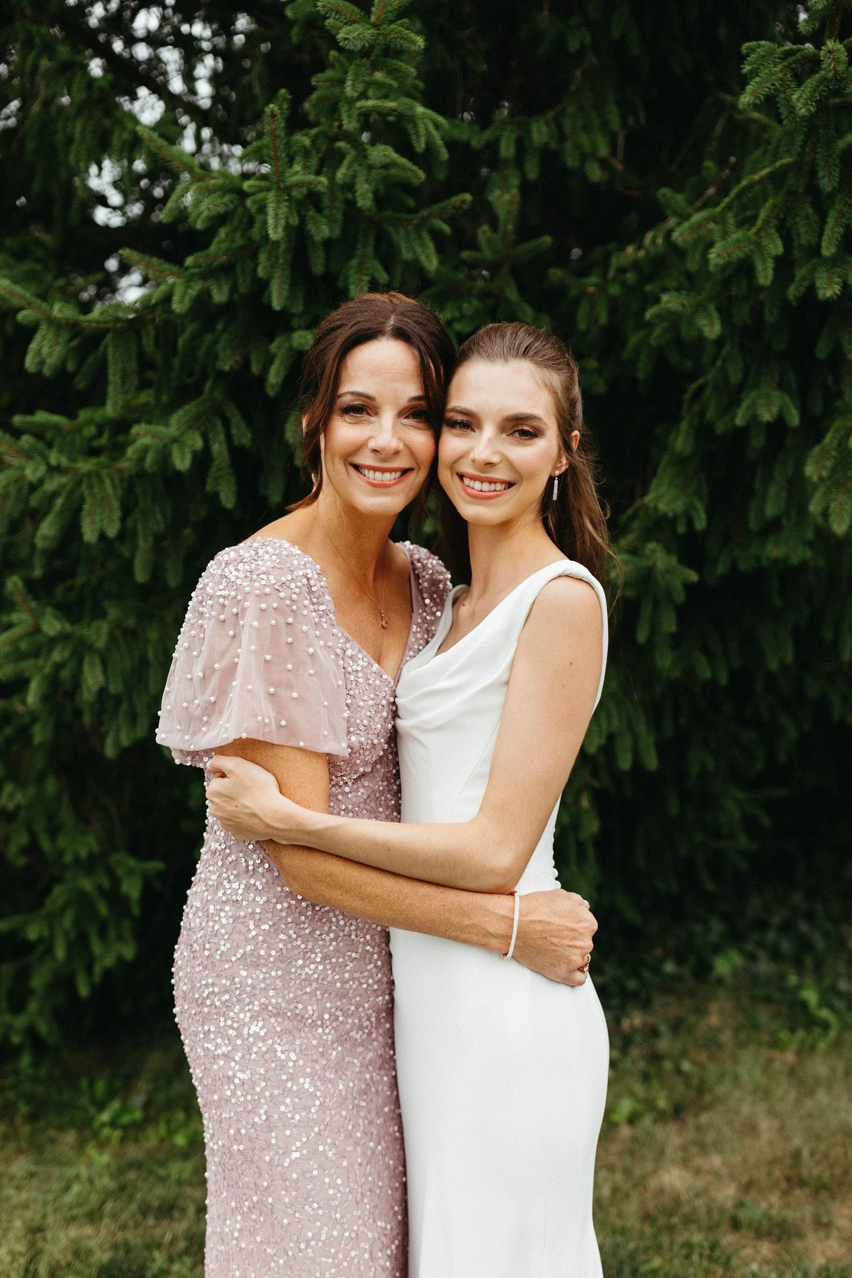 Corinne + Andrew- getting ready--16.jpg