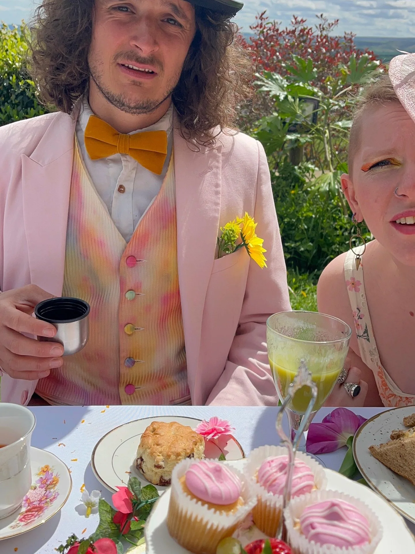 May Madness, featuring;
1. Pre-sunburn squinties with @tomoscoooer 
2. Bridgerton fashions with @lucyshev 
3. Rhinestoned Moll&rsquo;s with @m0li.official 
4. Bubblepit with @seasofmirth 
5. Drop LeCocq with @tomlecocq  6. Fishy recording with @toddj