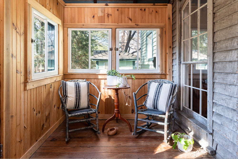 Summer+porch+and+entry+to+the+Mag+Cottage.png