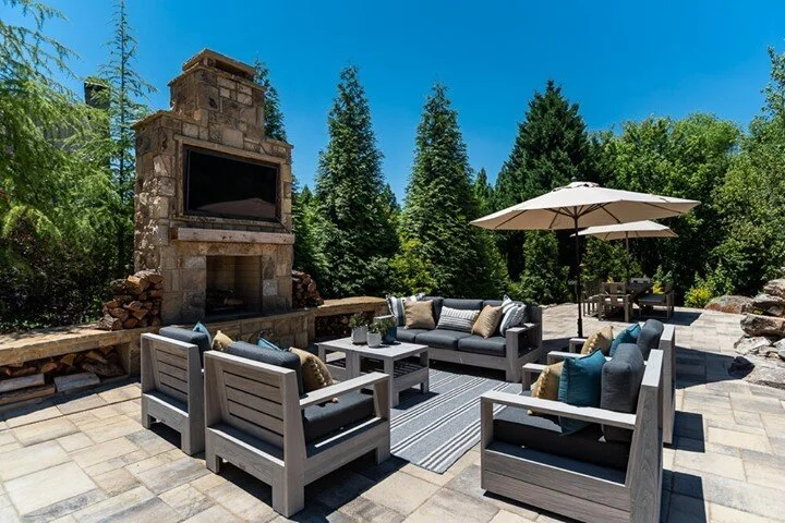 Y'all already know we don't stop with the pool!

The WHOLE space needs to be ready to entertain. 🎉 🥳