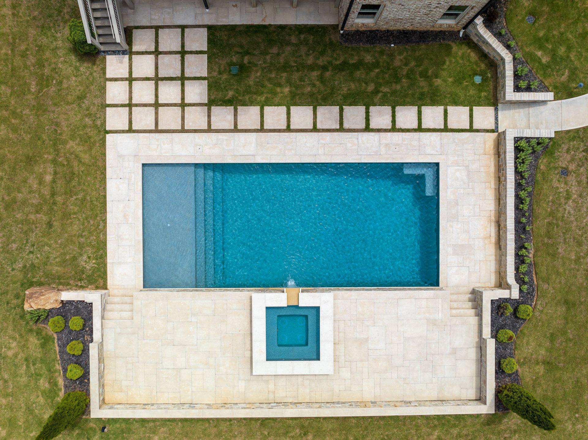 Woodstock-pool-builder