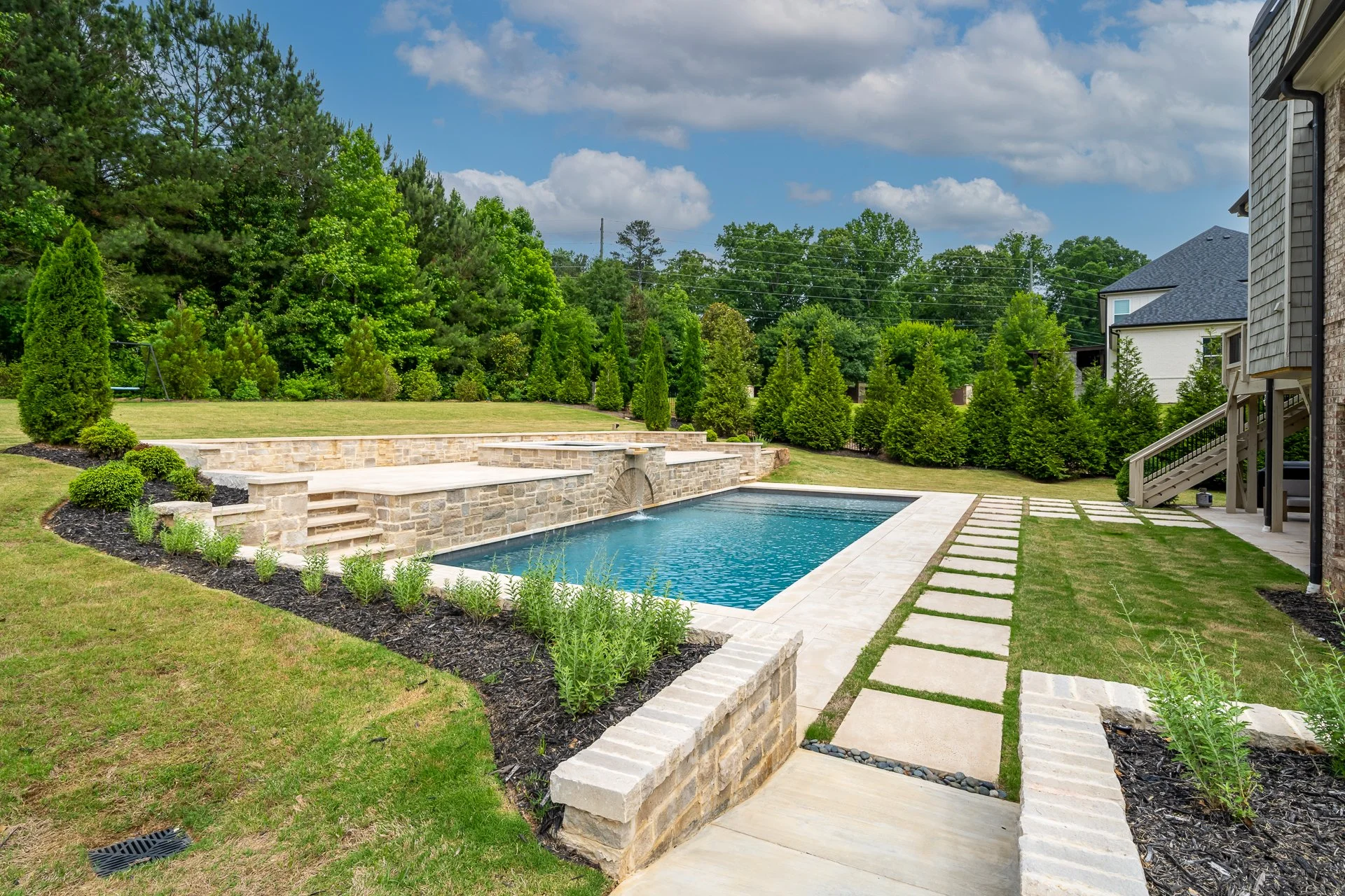 Woodstock-pool-builder