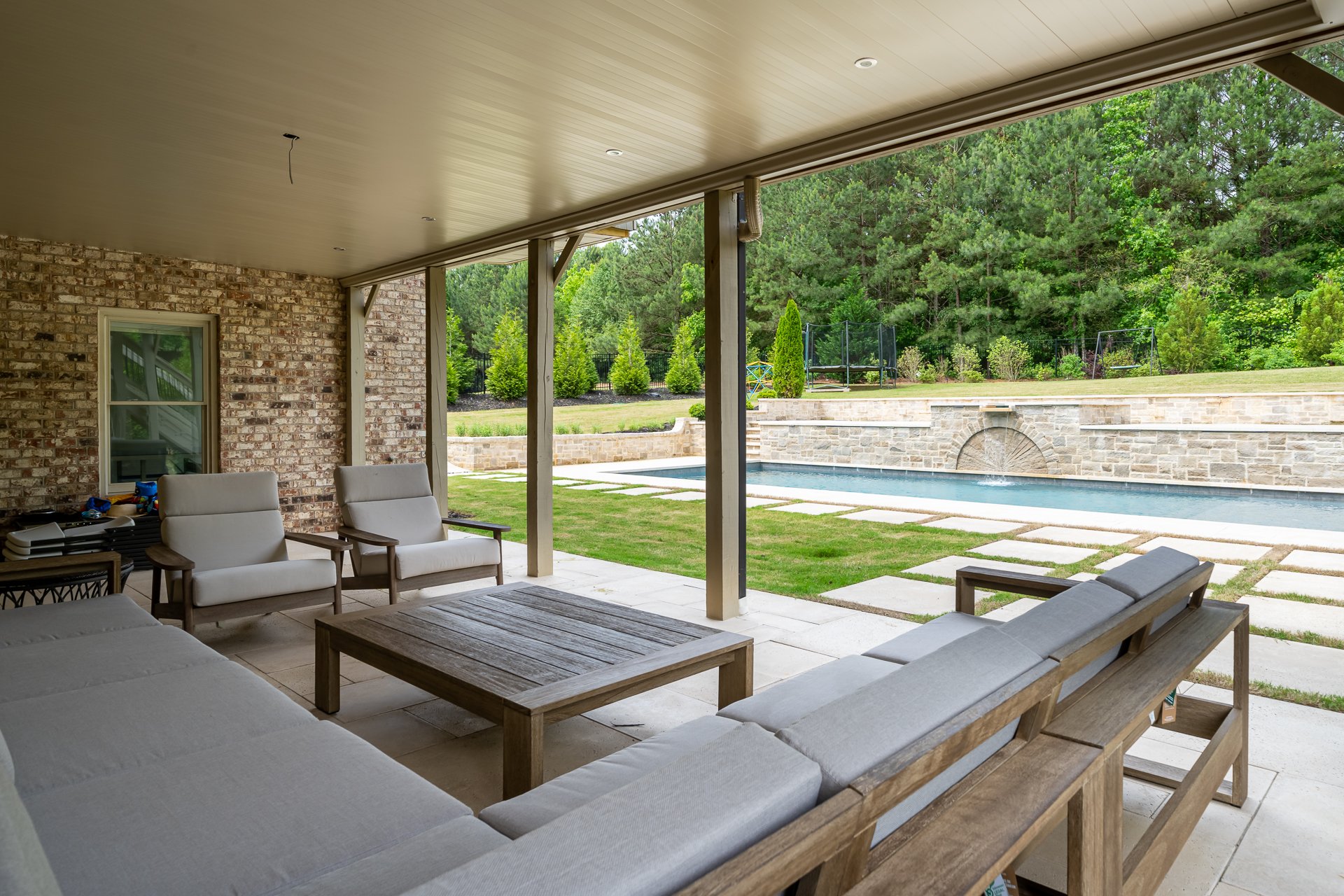 Woodstock-pool-builder