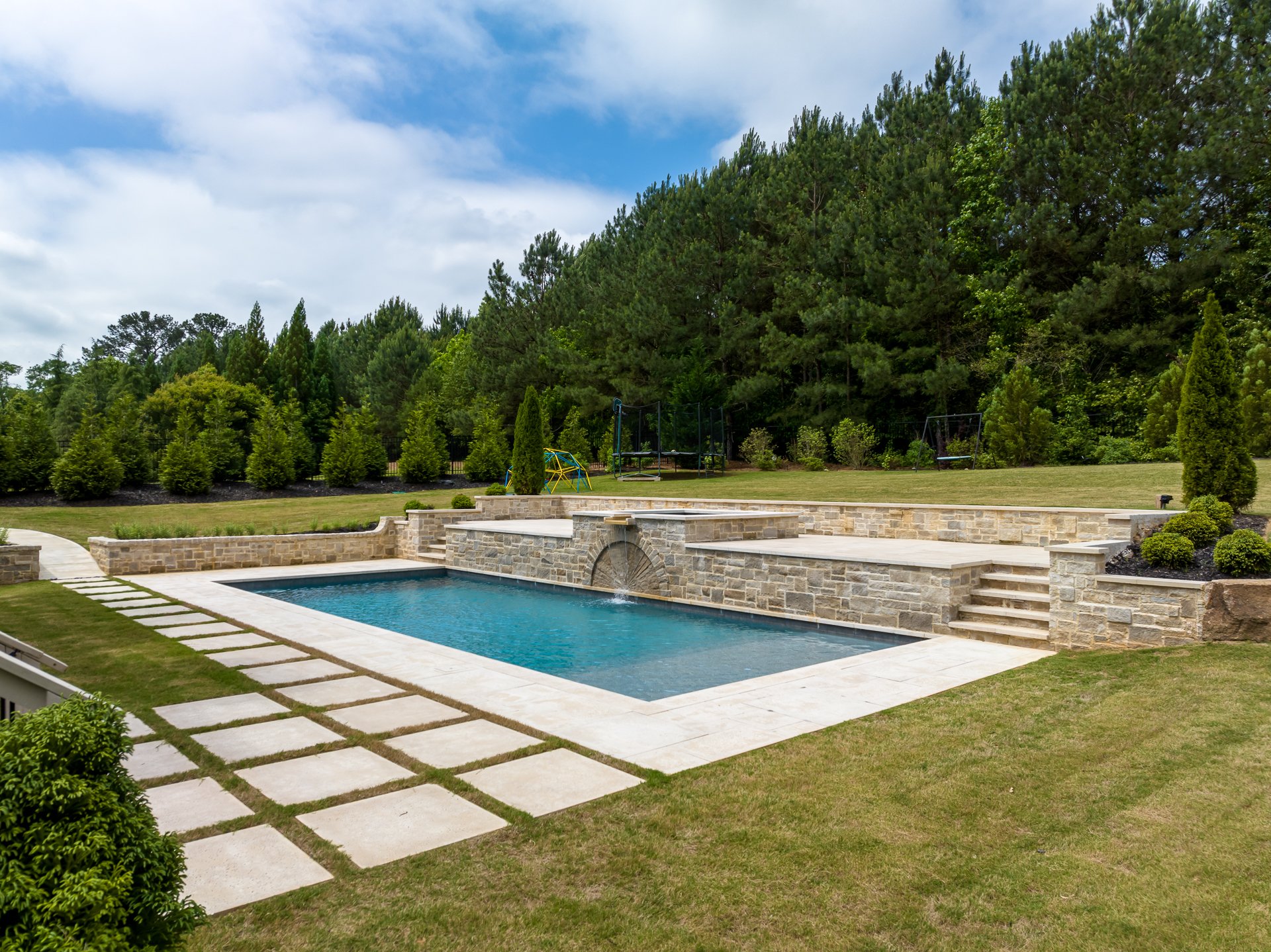 Woodstock-pool-builder