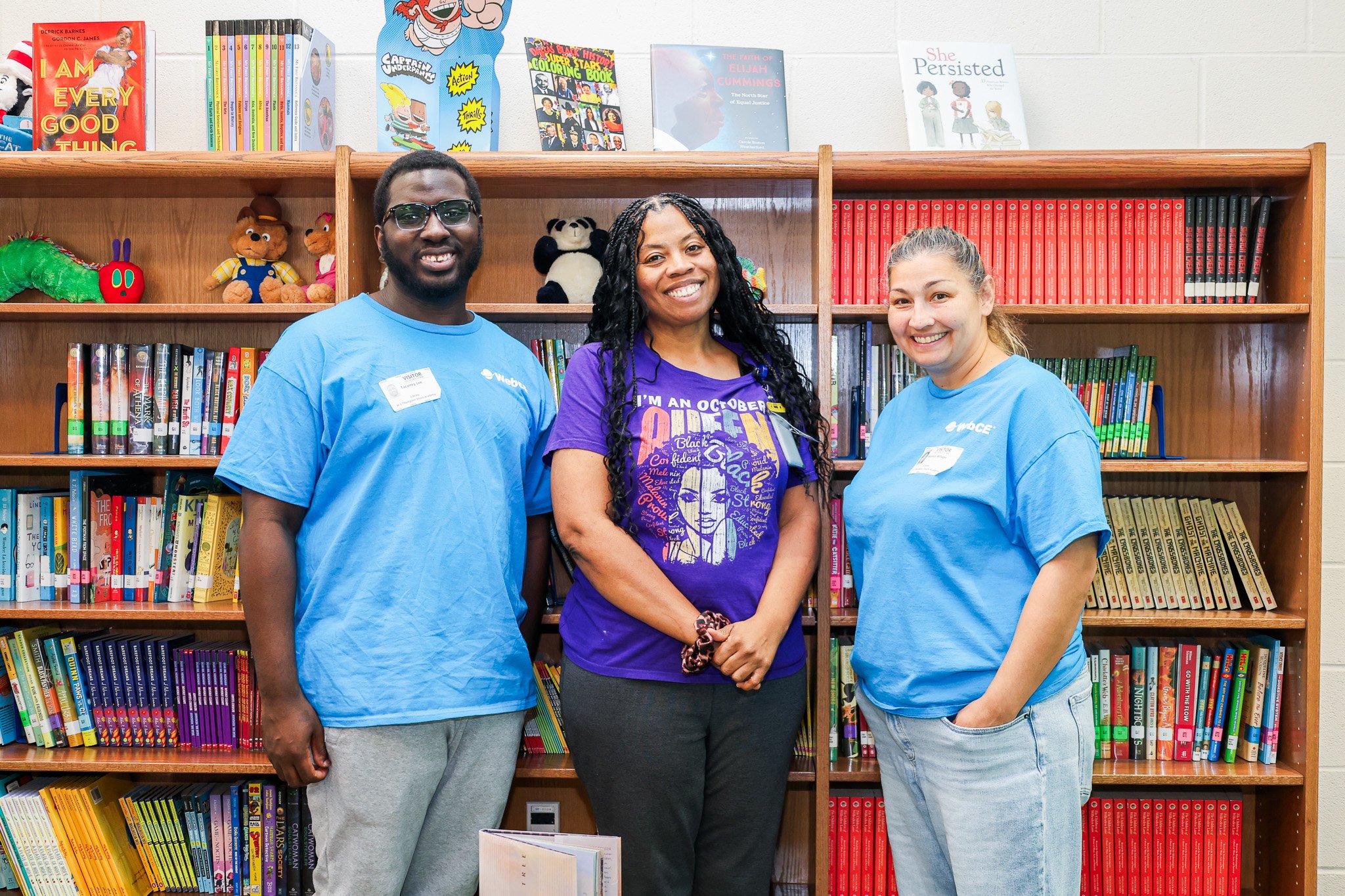 A little teamwork can make a BIG difference! 📚❤️

As part of their Fall Week of Giving, volunteers from @webce.professional.education joined us at H.S. Thompson Elementary to help organize and decorate the school library! Thanks to their hard work, 