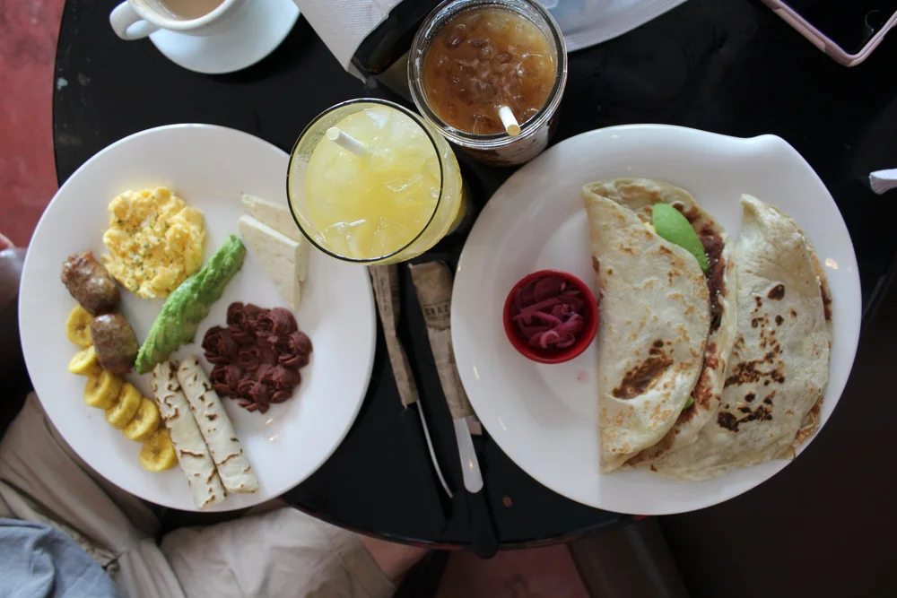 How to Spend a Week in Roatan — Becca at Home and Abroad