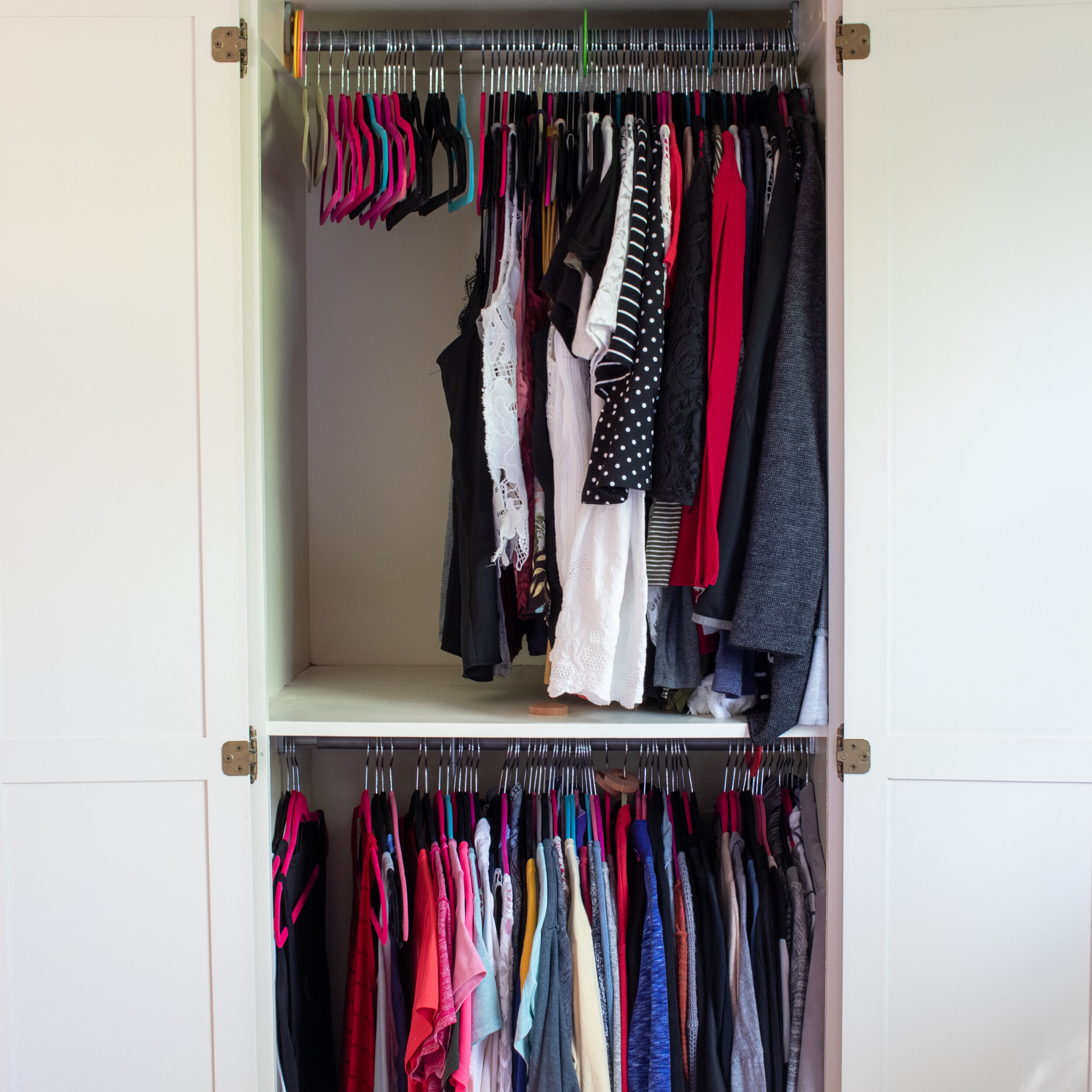 How to Marie Kondo Your Clothes