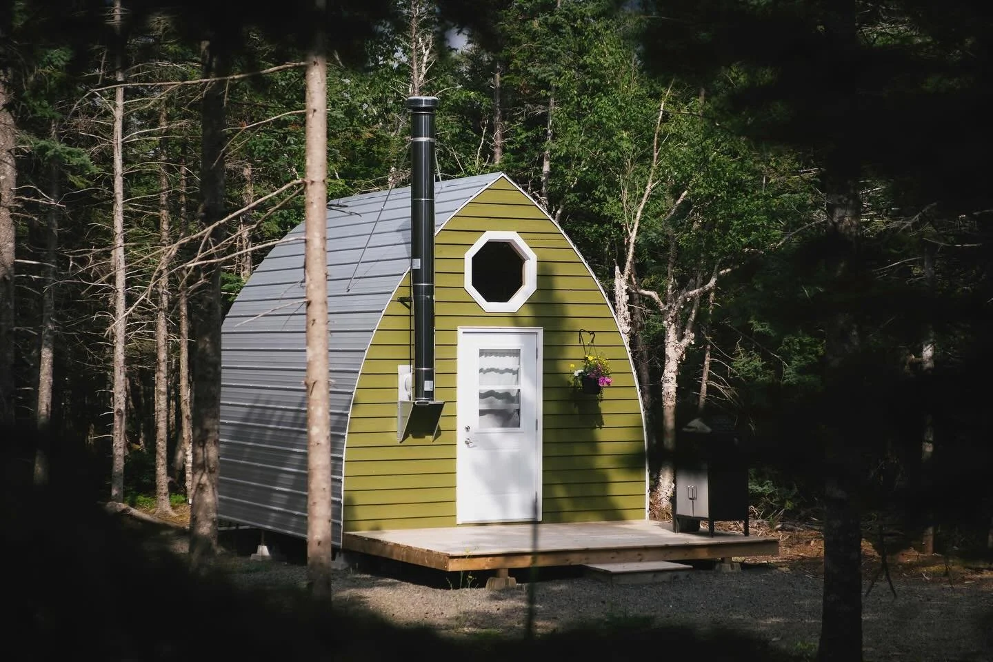 Did you know the Moose &amp; Merlin is in the woods in its own private spot? It&rsquo;s tucked away and built with love from scratch by my father. Myself, a couple neighbours and my mechanic all helped by doing whatever my dad said to do 😆

It&rsquo