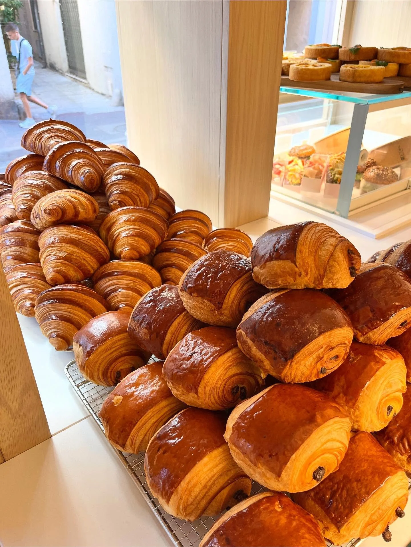 | calories not count in France, right? Right?! ✨

#OneBiteAtATime