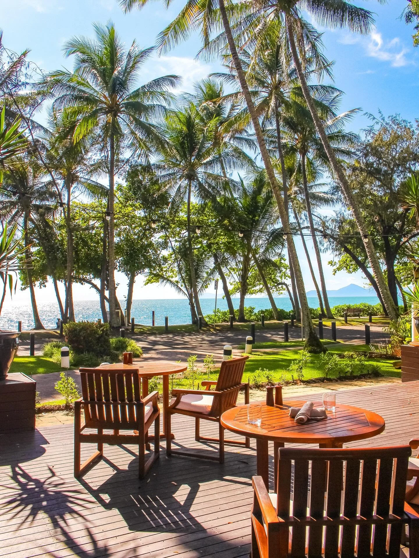 | ready to be back in palm tree heaven. 🌴✨

#TheLuxeHotelier #TheReefHousePalmCove #TheReefHouse #PalmCove #TNQ