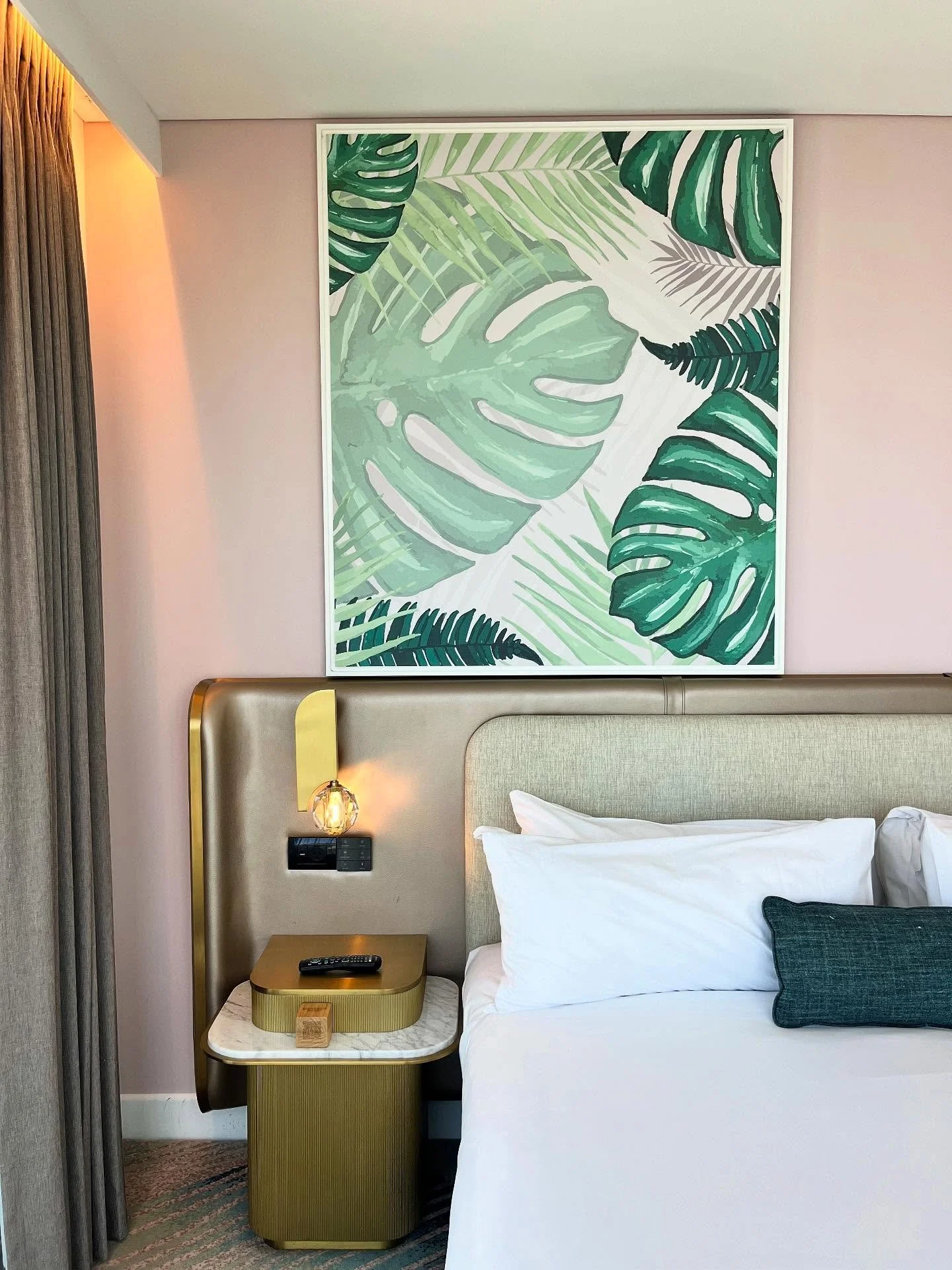 | could get use to waking up to these incredible panoramic views from @DorsettGoldCoast ✨

#TheLuxeHotelier #DorsettGoldCoast #GoldCoast