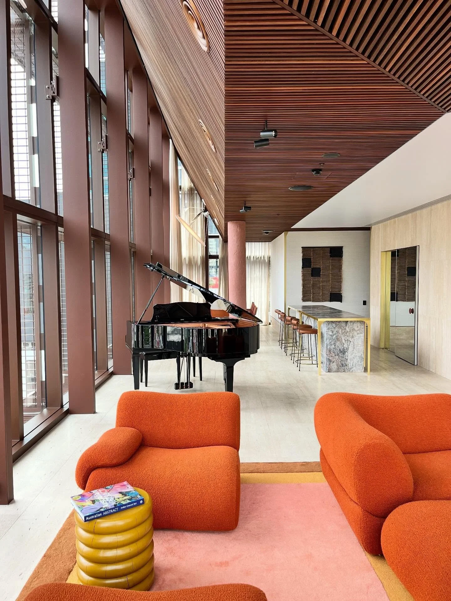 | so, I guess I am a headliner now.. ?! 🎹 

My jaw met the floor when I stepped foot into @HYDEMelbournePlace&rsquo;s *epic* (and aptly named) Headliners Suite. 

With soaring floor-to-ceiling windows overlooking the whole of Melbourne, a ten-seater