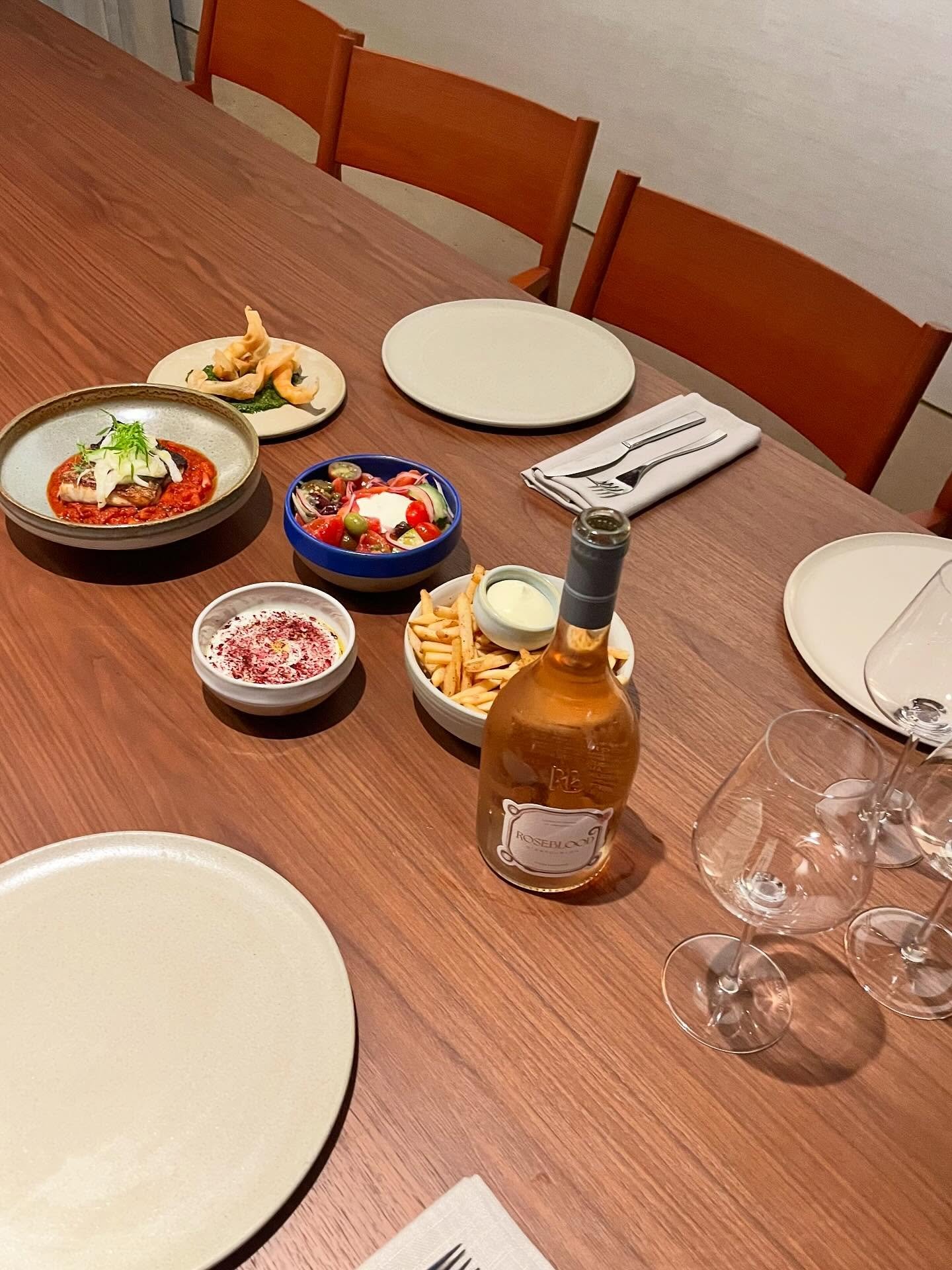 | when your suite at @HYDEMelbournePlace has a ten-seater dining table you order in - the lamingtons from @TokyoLamington was the perfect way to finish! ✨

#OneBiteAtATime #HYDEMelbournePlace #TokyoLamington #InRoomDining #MelbourneFood