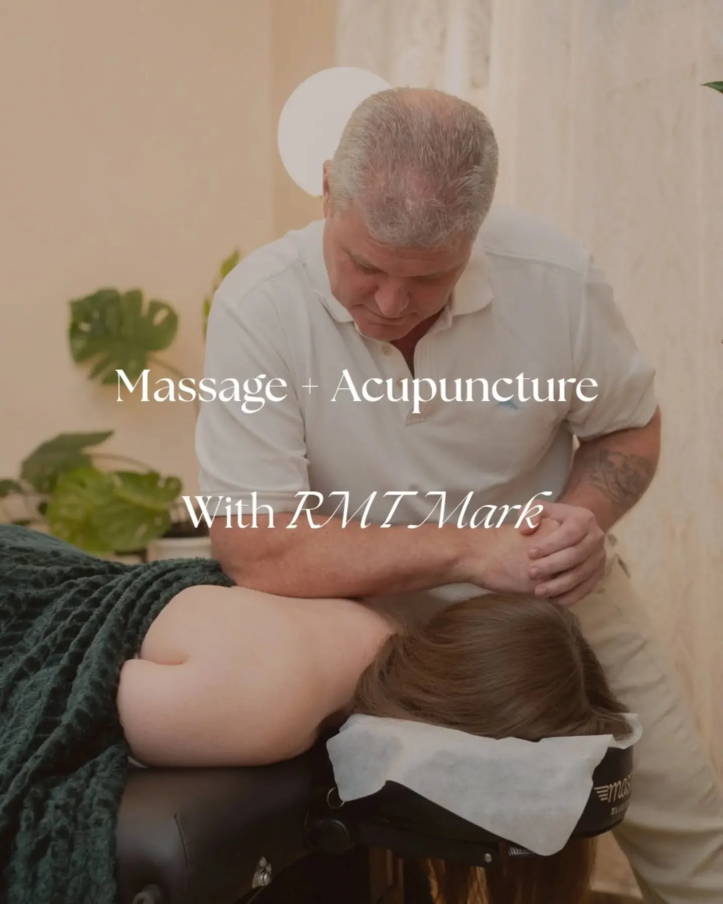 With over two decades of experience, you can rest assured you're in good hands when you visit Mark for a massage. 

Massage + Acupuncture is the perfect way to relieve pain and tension in the body while restoring balance, all in just 60 mins. 

Book 