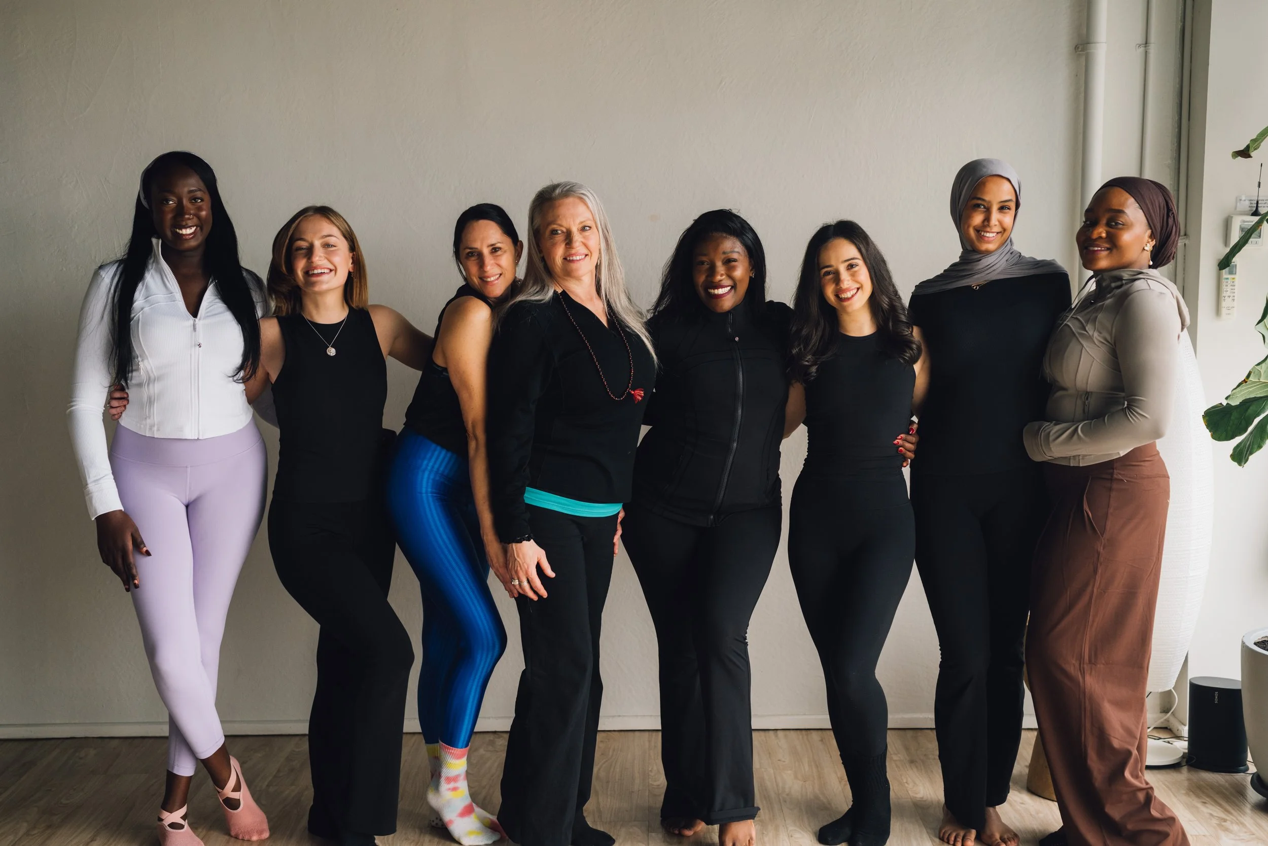 FREE COMMUNITY CLASSES | OCTOBER  - NOVEMBER 