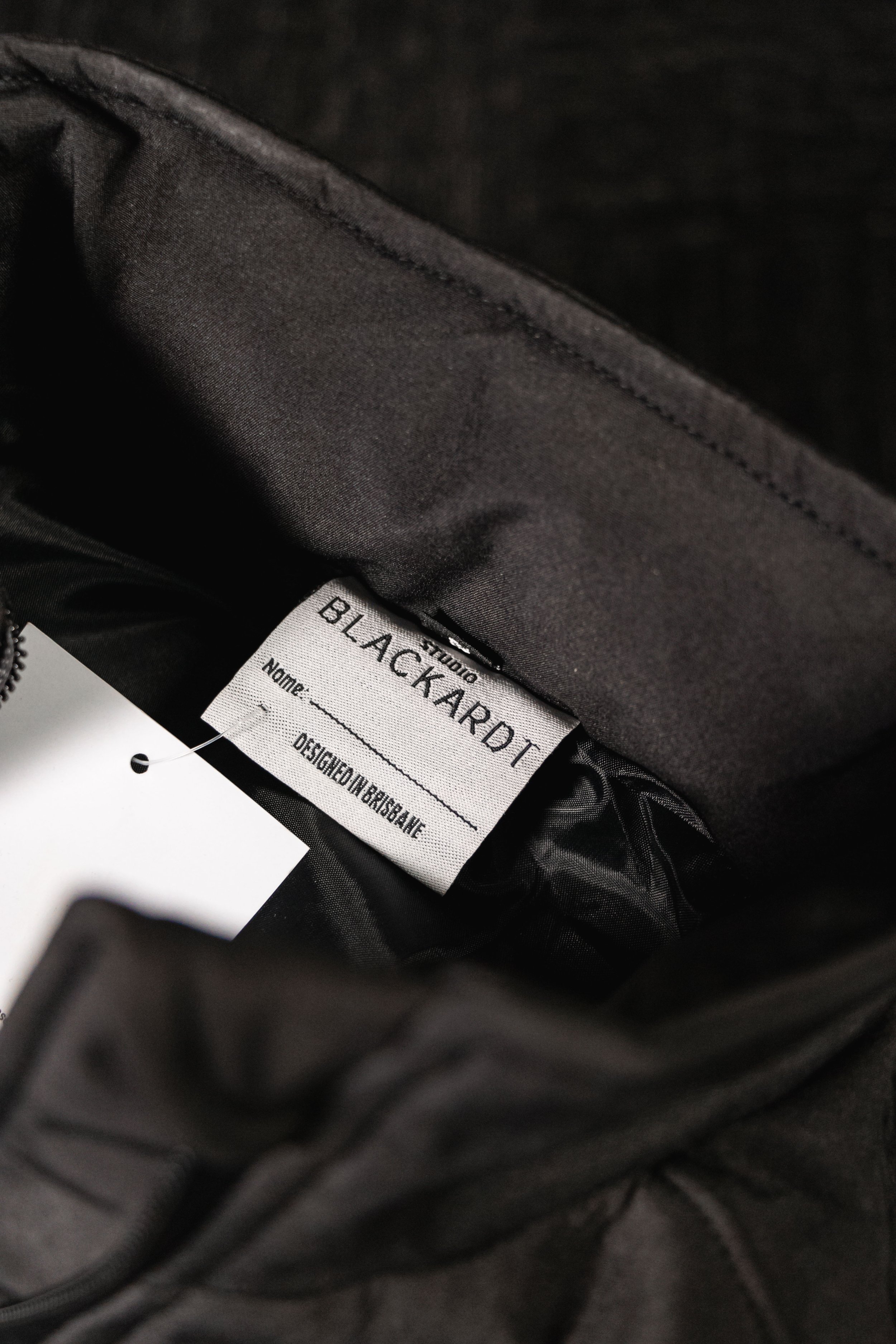 StudioBlackardt-UtilityJacket-Studio-web-23.jpg