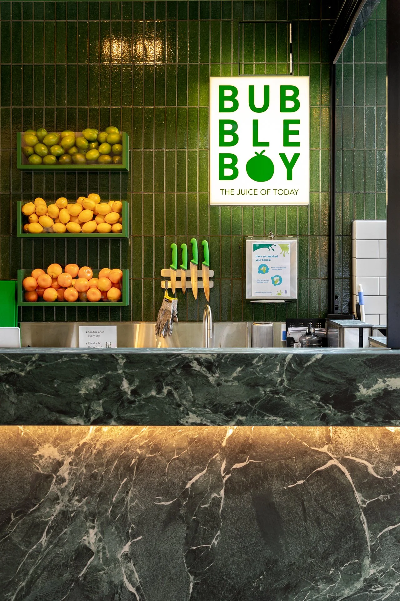 StudioBlackardt-LG-Bubble Boy-3.jpg