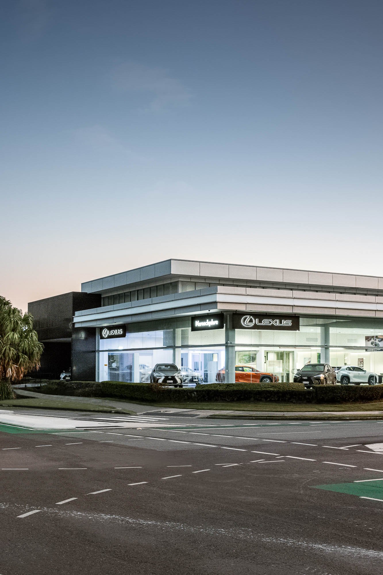 StudioBlackardt-Lexus-Maroochydore-02-RETOUCHED.jpg