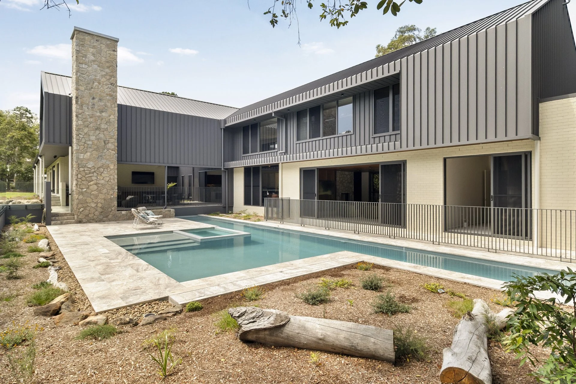 StudioBlackardt-Chandler-WarriewoodSt-164-23.jpg