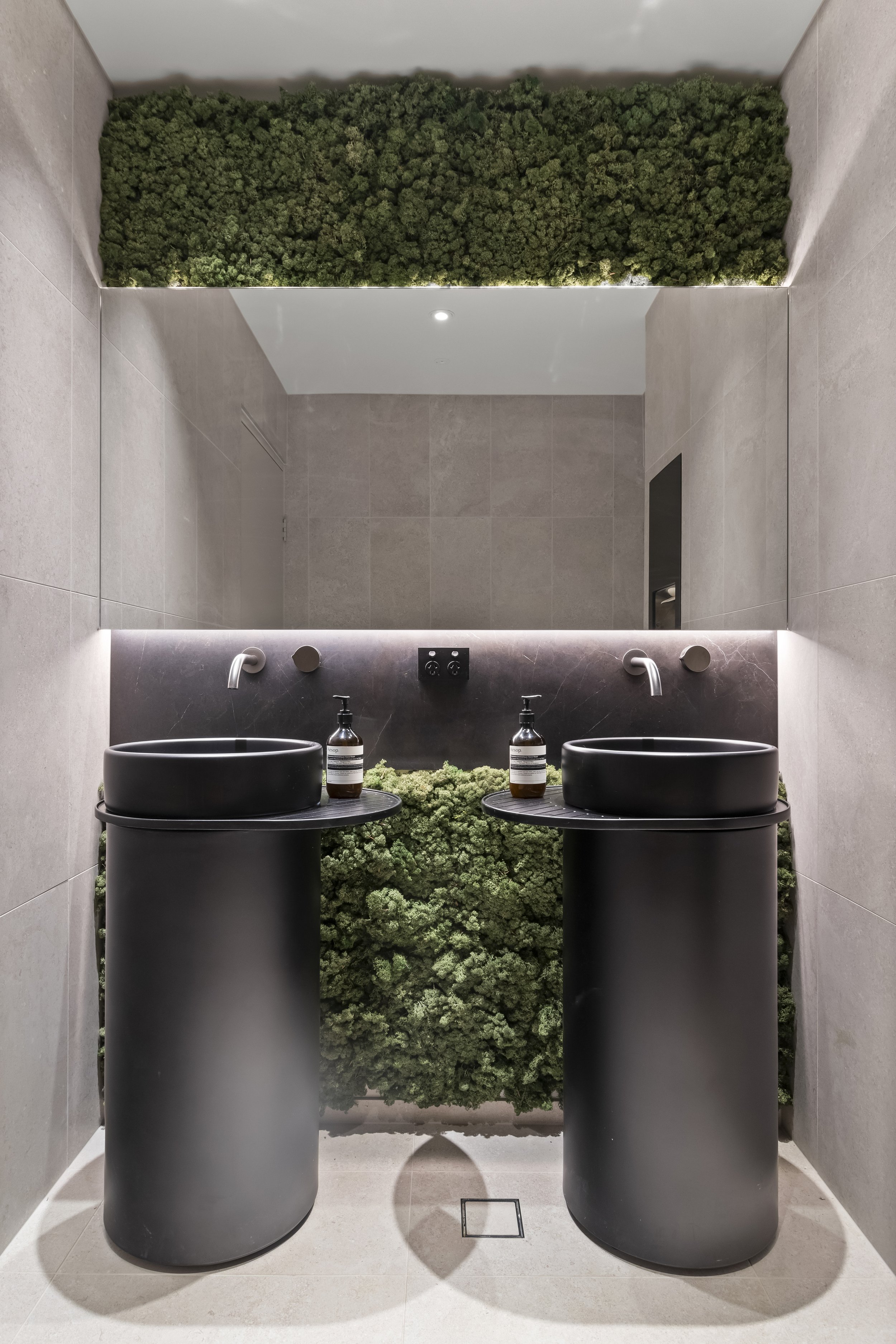 StudioBlackardt-LowryGroup-AriaHQ-19.jpg