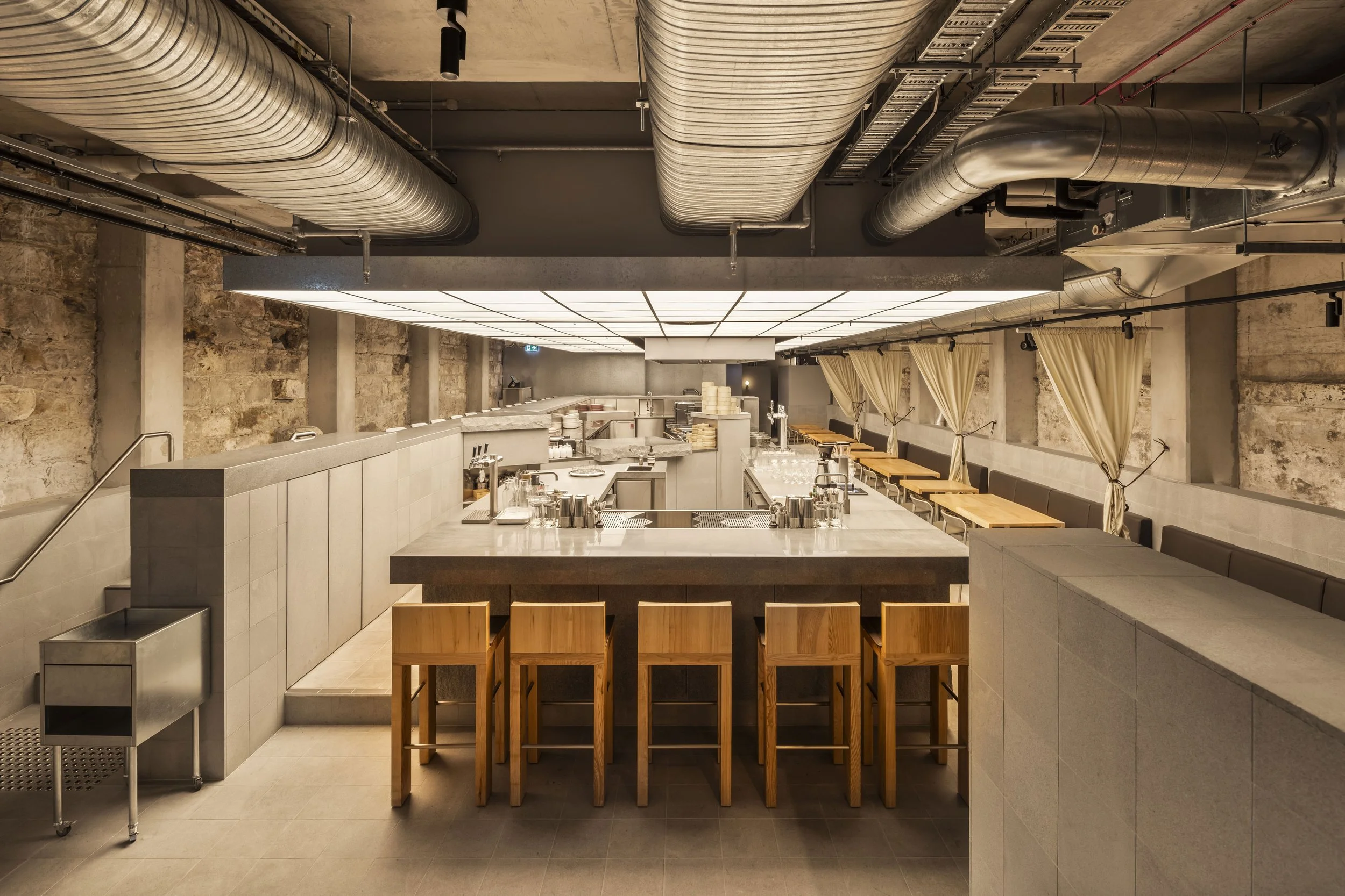 StudioBlackardt-LowryGroup-Central-07.jpg