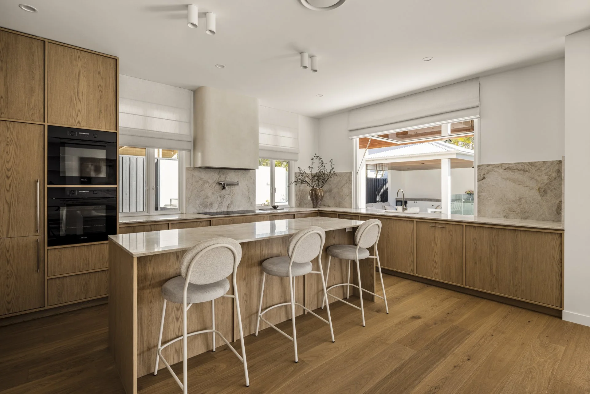 StudioBlackardt-Ascot-MoynihanSt-28-01.jpg