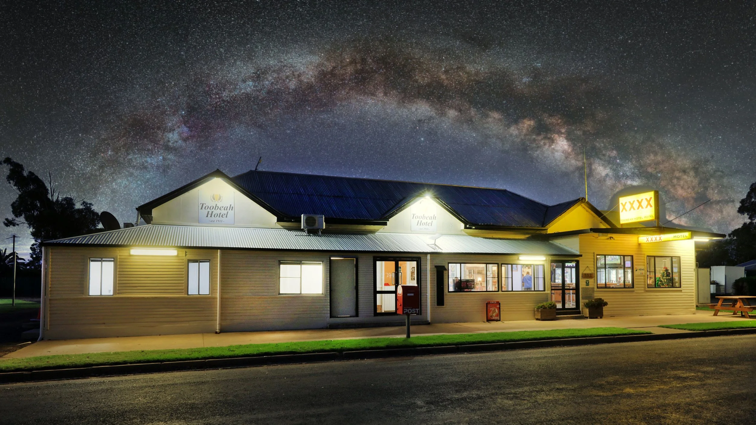 Stargazing Toobeah — Toobeah Hotel Motel