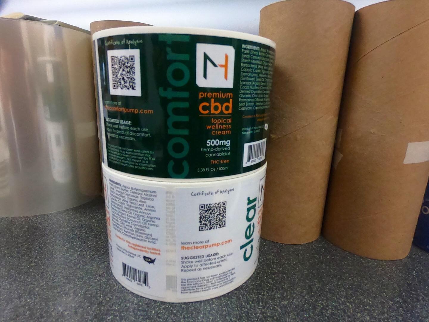 QR Codes are a smart addition to your product labels. When you don&rsquo;t have enough space to include everything you&rsquo;d like, you can send users to your website for more info - directions, product specs, videos, coupons or contests.
.
.
#cbdla