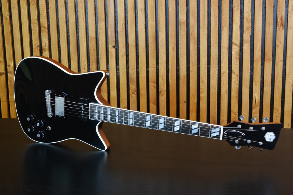 Piano Black Arcade with Light Relic - Humbucker Bridge & P90 Neck
