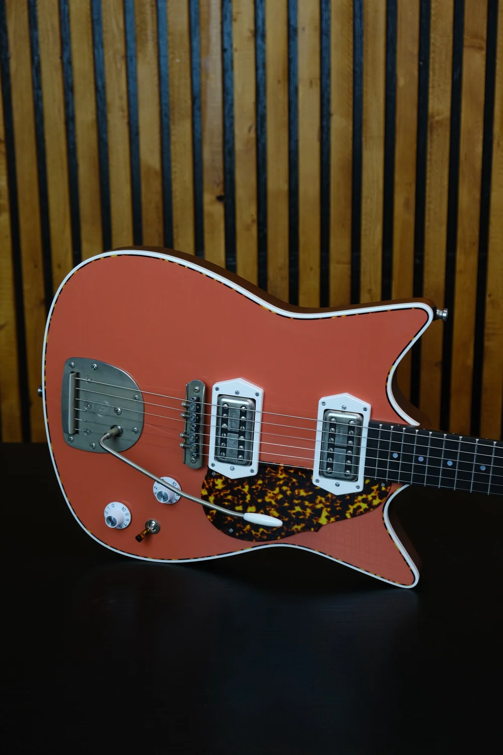 トラベラーギター 960081 アメリカ カリフォルニア トラベラーギター